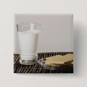 Badge Carré 5 Cm Plat des casse-croûte avec un verre de lait