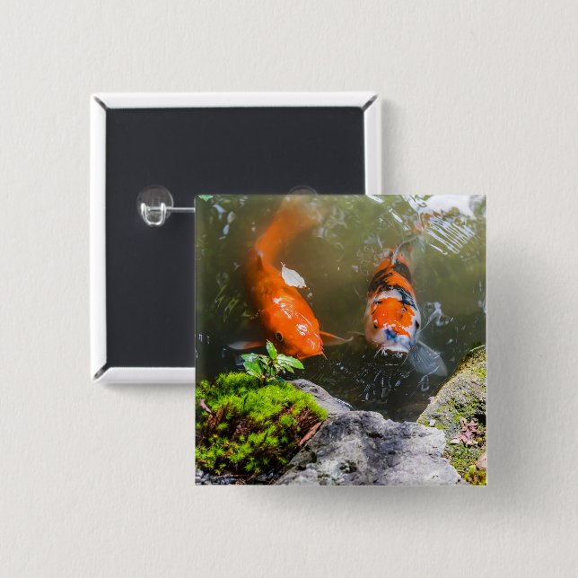 Badge Carré 5 Cm Poisson Koi dans un étang (Devant & derrière)