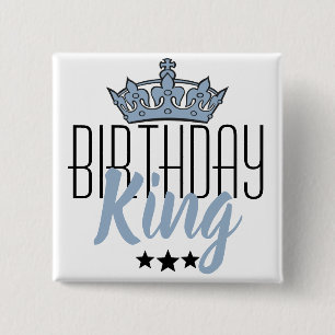 Badge Carré 5 Cm Roi d'anniversaire et couronne bleue