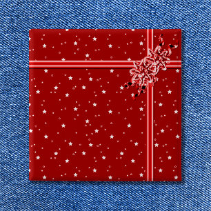 Badge Carré 5 Cm Rouge enveloppé présent - Customisé