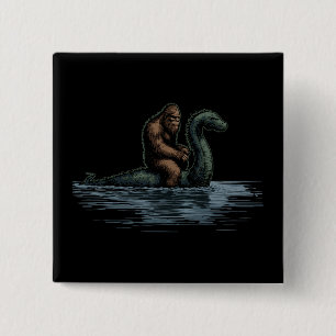 Badge Carré 5 Cm Sasquatch Bigfoot monte le monstre du loch