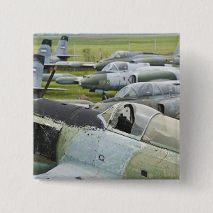 Badge Carré 5 Cm SERBIE, Belgrade. Musée Aéronautique Yougoslave