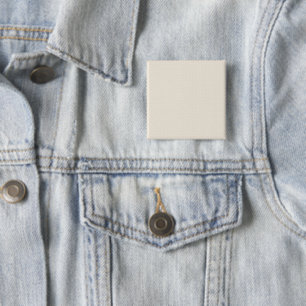 Badge Carré 5 Cm un arrière - plan blanc avec un motif de petits po