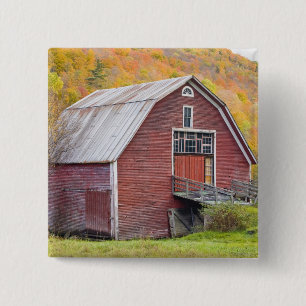 Badge Carré 5 Cm Une grange dans les montagnes vertes du Vermont. H