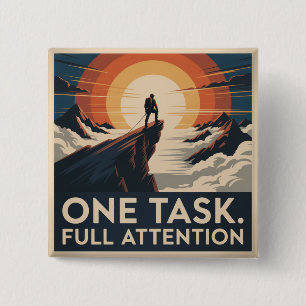 Badge Carré 5 Cm Une tâche. Pleine attention