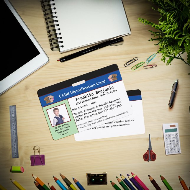 Badge Carte d'identification d'identité de photo enfant  (Child Photo ID Identification Card Custom Badge is great for your child to carry every day. )