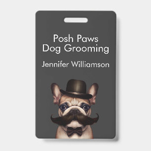 Badge Chien Groomer Funny QR Code gris