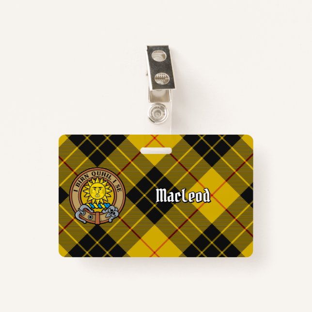 Badge Clan MacLeod de Lewis Crest sur Tartan (Devant avec clip)