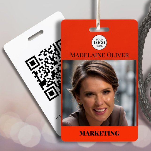 Badge Code QR photo rouge et logo Employé  (Créateur téléchargé)