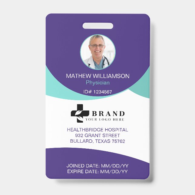 Badge Conception circulaire violette| ID photo et logo M (Avant)