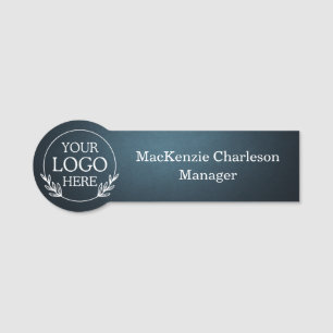 Badge de bureau ou uniforme élégant et tendance