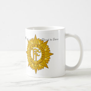 Badge de l'armée irlandaise pour la tasse