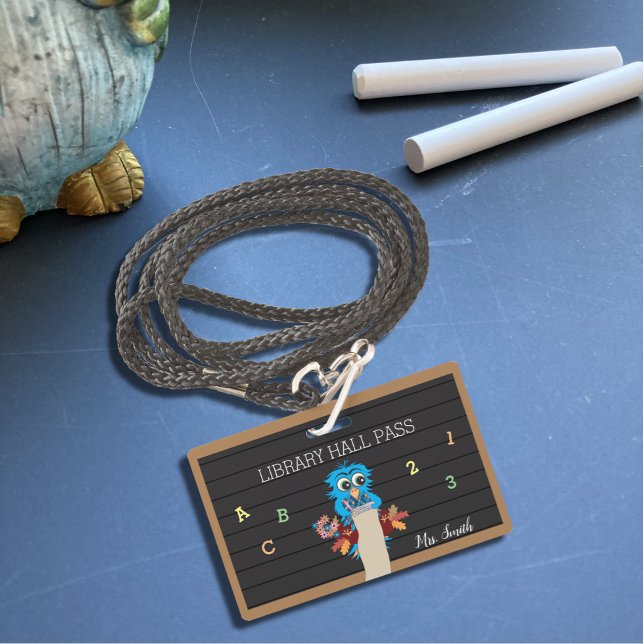 Badge de passe de la Chouette bleue Whimsical Hori (Créateur téléchargé)