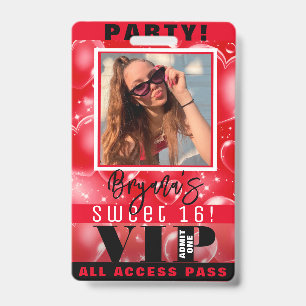 Badge de passe VIP pour la fête d'anniversaire Red