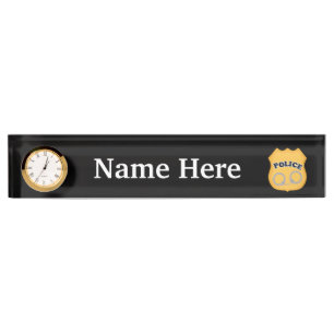 badge de police et menottes ajouter le nom plaque