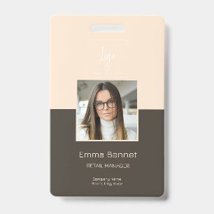Badge de société avec photo d'employé et logo pers