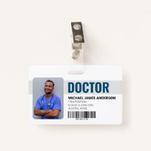 Badge d'identification bleue de l'hôpital du médec