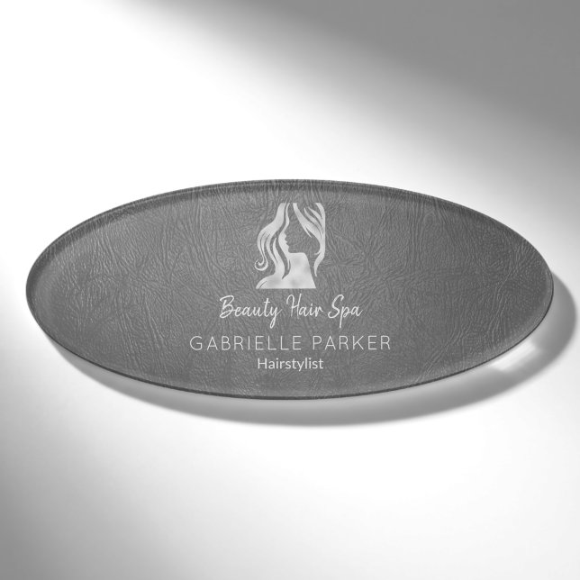 Badge D'identification Coiffeuse de luxe en cuir gris look logo en argent (Devant)