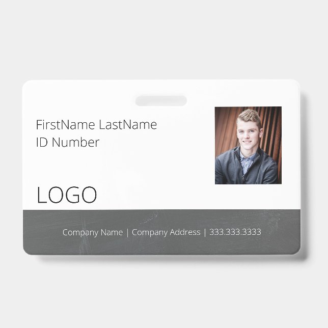 Badge d'identification de salarié avec code-barres (Avant)