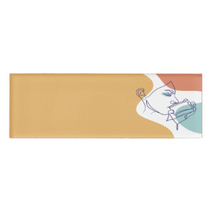 Badge D'identification dessin d'art affiche d'une femme buvant du café