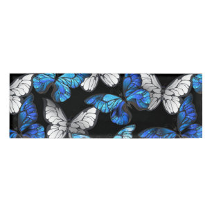 Badge D'identification Motif sans couleur foncée avec papillons bleus Mor