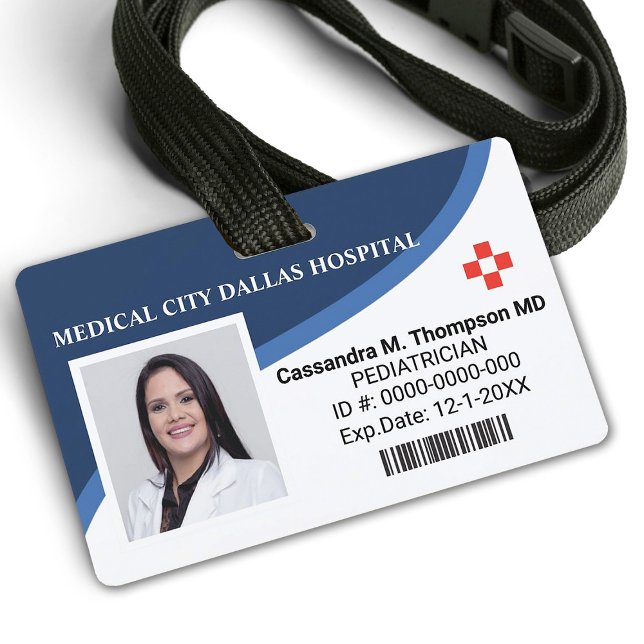 Badge d'identification personnalisé avec photo pou (Créateur téléchargé)