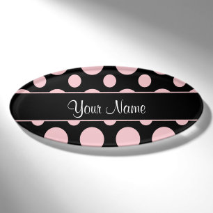 Badge D'identification Pois rose sur l'arrière - plan noir