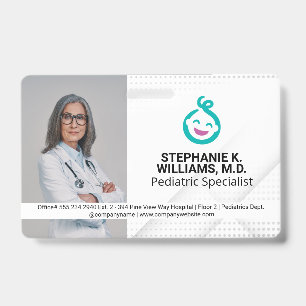 Badge Docteur femme Logo pédiatrique pour bébé