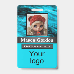 Badge en bambou sur fond beige