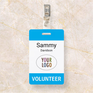 Badge en plastique pour bénévole avec clip et logo