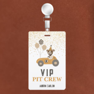 Badge Fête d'anniversaire VIP pour garçons avec un chien