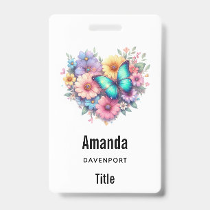 Badge Fleurs de marguerite avec un beau papillon