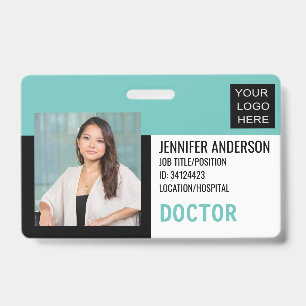 Badge ID médical d'hôpital avec logo