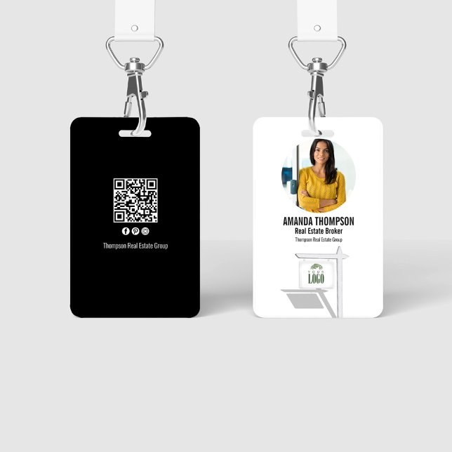 Badge Immobilier Ajouter votre logo Photo Code QR (Real estate custom photo badge with a QR code.)