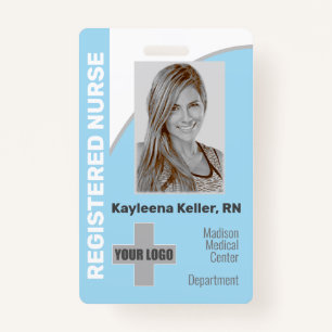 Badge Logo bleu clair simple Code à barres Infirmière in