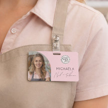 Logo de script rose poudré Photo Technicien en ong