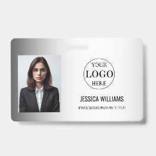 Badge Logo personnalisé Arrière - plan gris flou