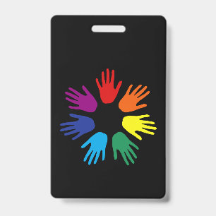 Badge Mains arc-en-ciel