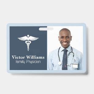 Badge Médecin Sourire   Logo de santé médicale