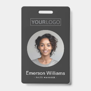 Badge personnalisé avec logo rond photo gris foncé