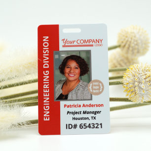 Badge photo d'employé avec logo rouge