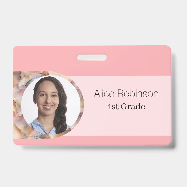 Badge Pink Teacher Modern Style Code employé (Face)