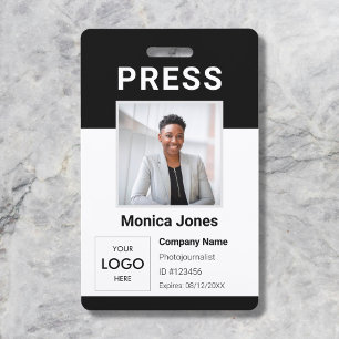 Badge professionnel avec logo et photo