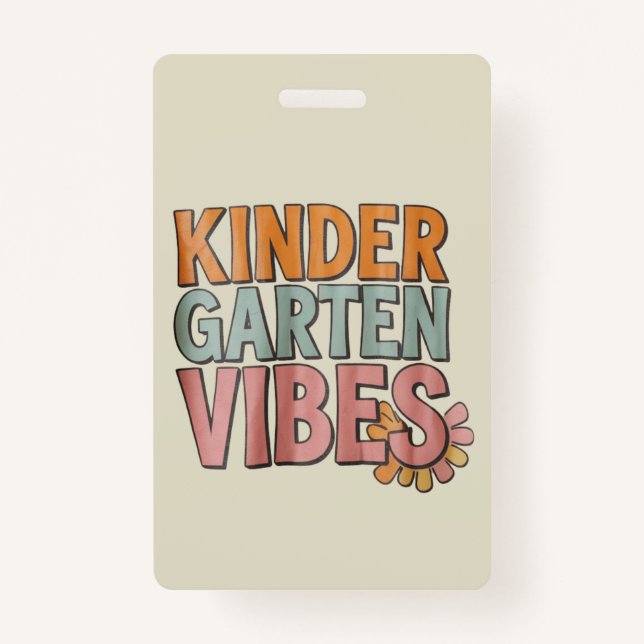 Badge Retourner à l'école maternelle Pré K Première anné (Devant)