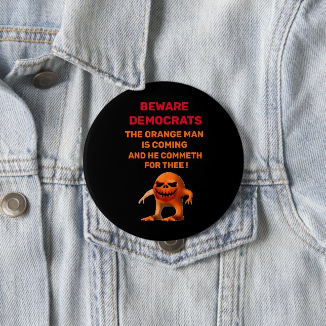 Badge Rond 10 Cm Bouton ORANGE MAN (En situation)