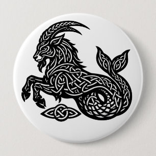 Badge Rond 10 Cm Capricorne — Encre Hantée Zodiaque Bouc‑Poisson