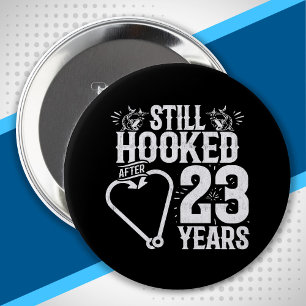 Badge Rond 10 Cm Couples mariés 23 ans