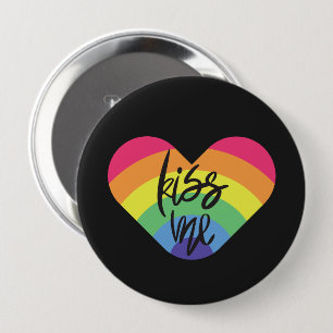 Badge Rond 10 Cm Fierté - embrasse-moi. l'amour est juste.