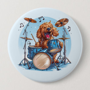 Badge Rond 10 Cm Goldendoodle Chien Jouant de la Batterie