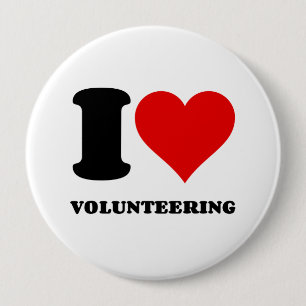 BADGE ROND 10 CM J'ADORE LE VOLONTAIRE